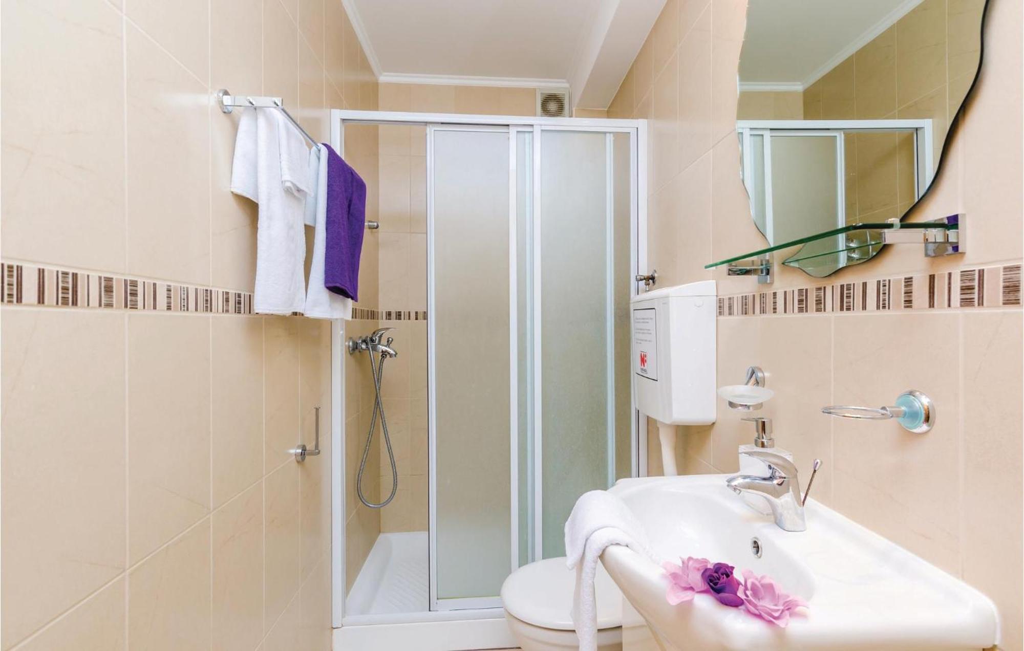Cozy Home In Slano With Wifi Extérieur photo
