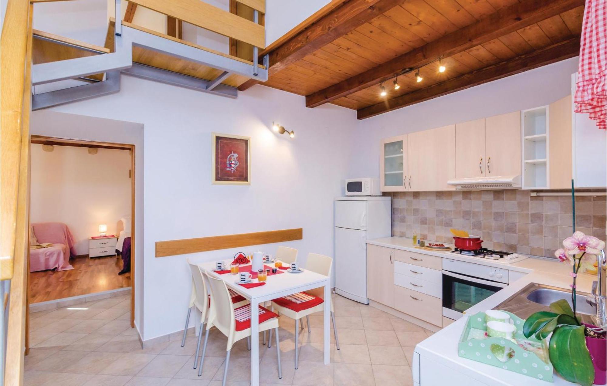 Cozy Home In Slano With Wifi Extérieur photo